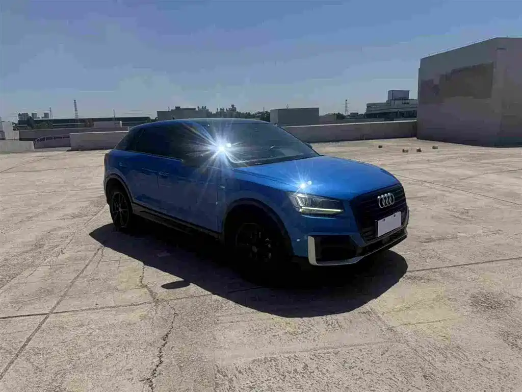 Audi Q2L 2020 35 TFSI Progressive Dynamic Model фото 3