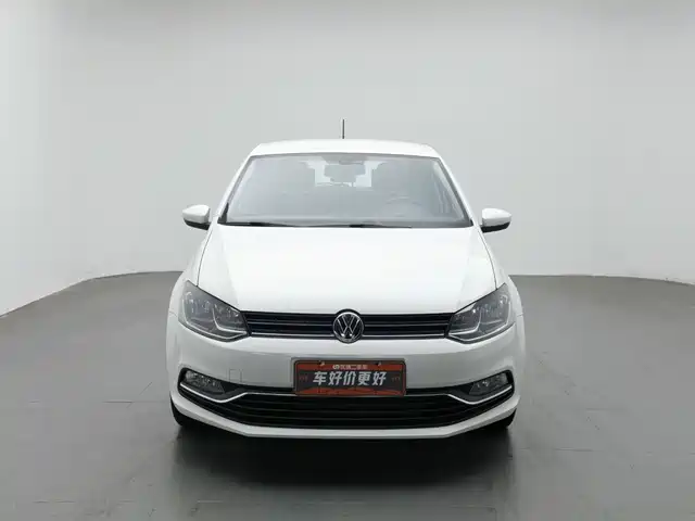 Volkswagen Polo 2014 1.6L Automatic Comfort Edition — фото 3