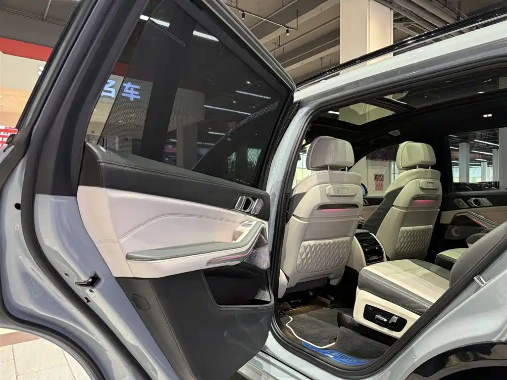 BMW X7 M60i 2023 xDrive M60i фото 17
