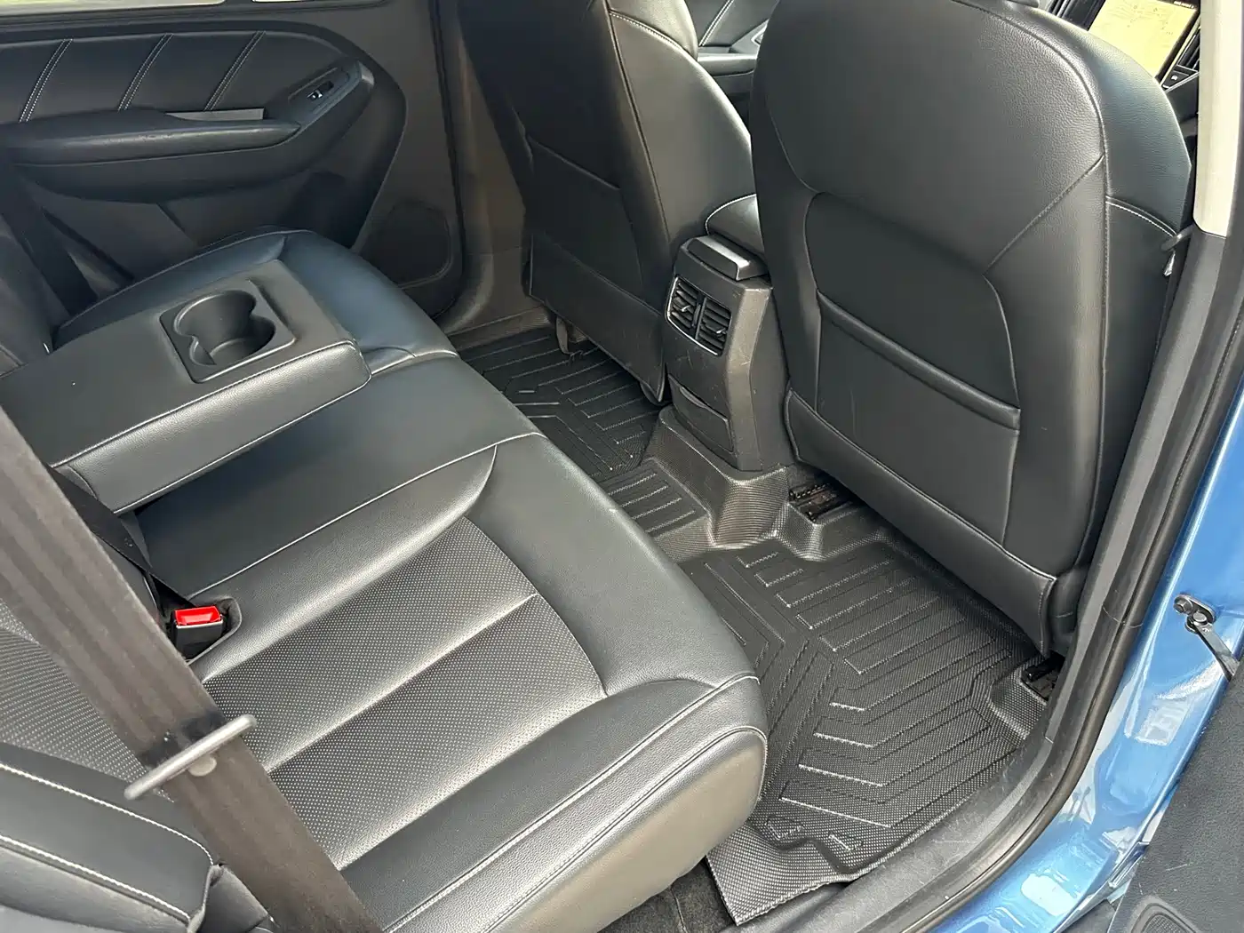 Roewe RX5 2016 2016 20T 2WD Automatic Internet Smart Edition