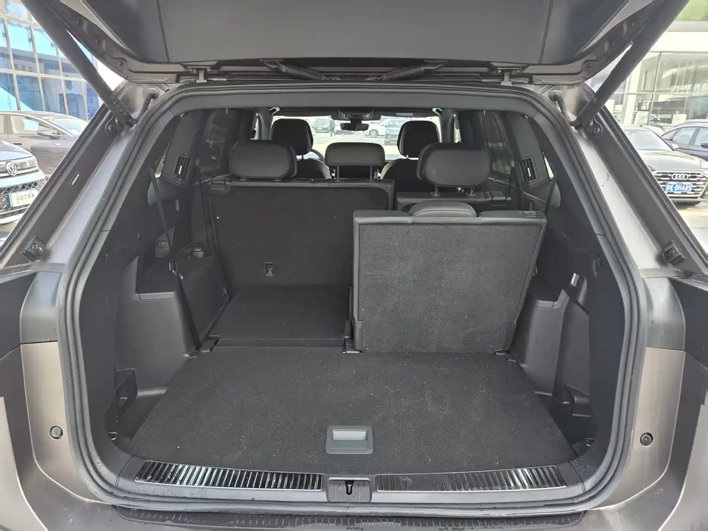 VOLKSWAGEN TOURANG