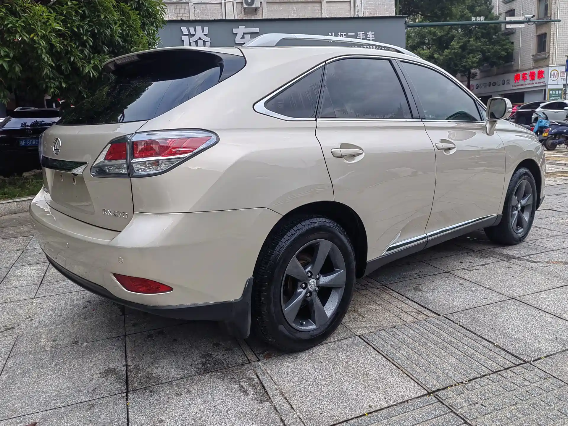 صورة 8 - Lexus RX Classic