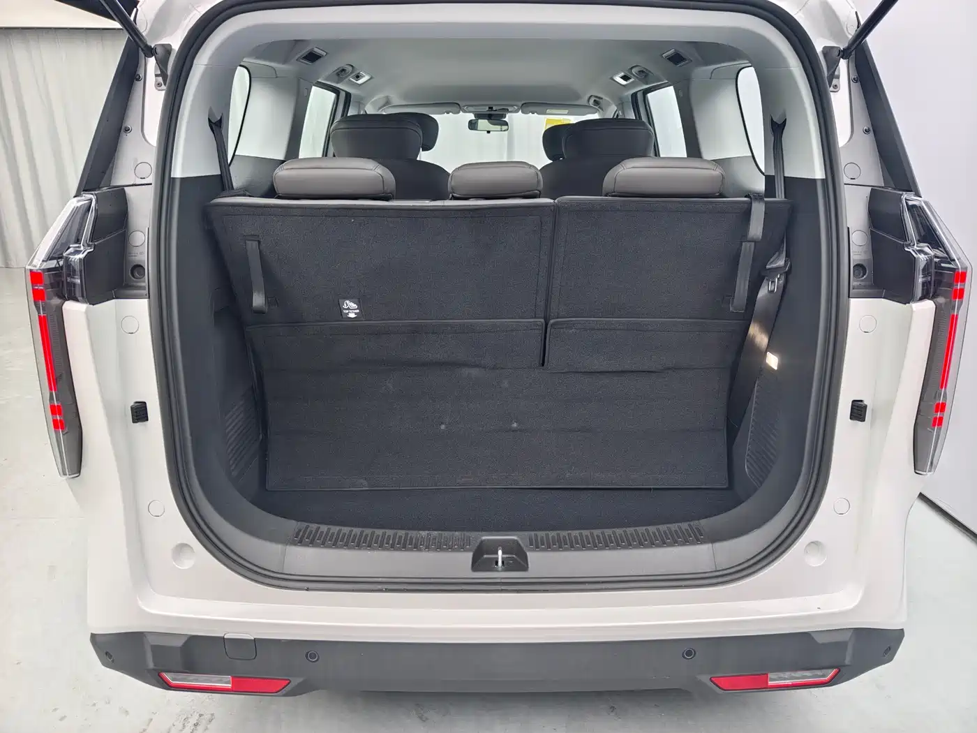 SAIC Maxus Dajia 7 2024 Facelift Super Hybrid Long Range Enjoyment Edition фото 22