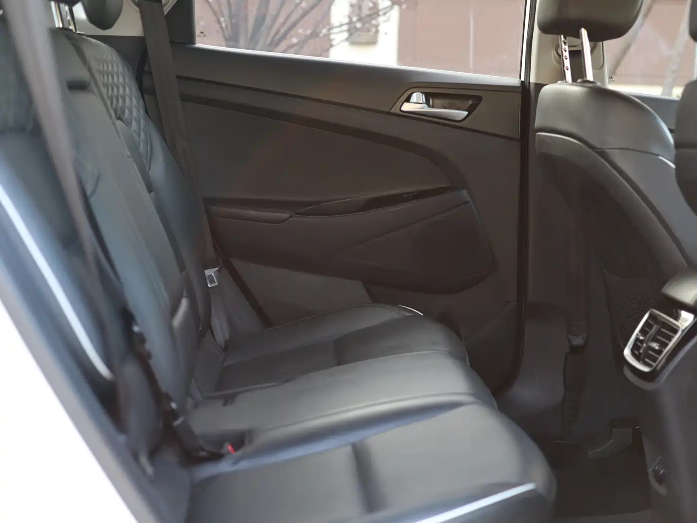 Hyundai Tucson 2019 280TGDi Dual-clutch 2WD Fashion Edition China VI фото 27