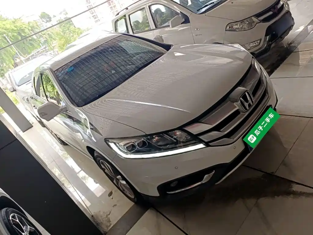 Honda Crosstour 2015 2014 2.4L Luxury Edition