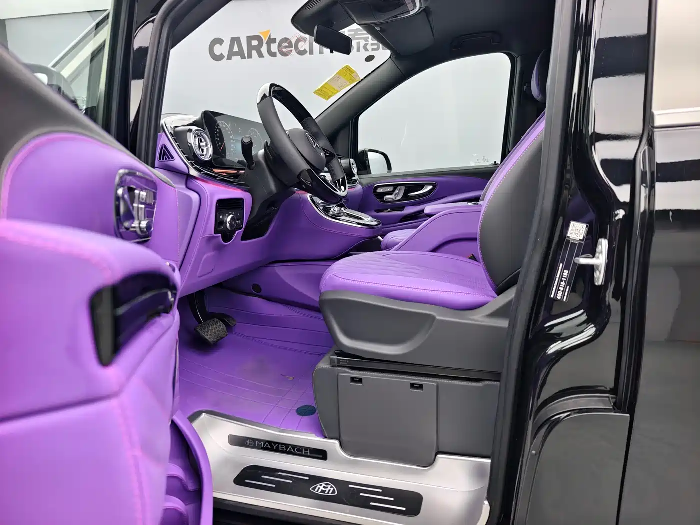 Mercedes-Benz Vito 2024 2.0T Business 7-Seater фото 8