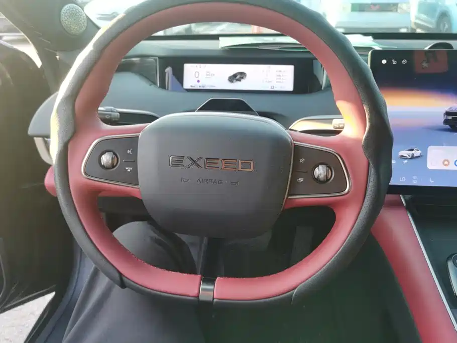 Exeed Exlantix ES 2026 2025 Range Extender Pro Highway Assist