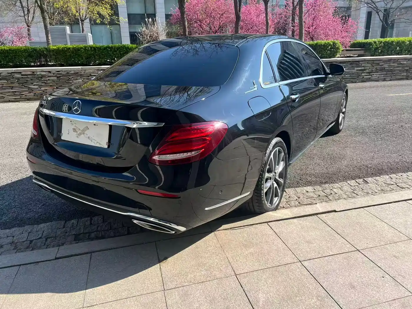Mercedes-Benz E-Class 2019 Facelift E 300 L Luxury фото 5