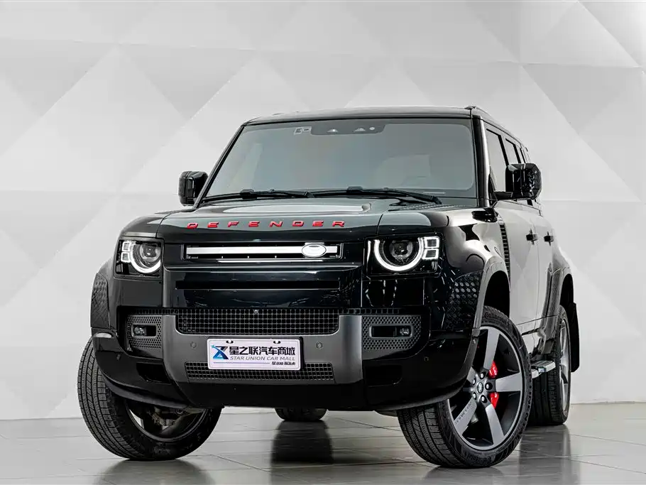 Photo 2 - Land Rover Defender