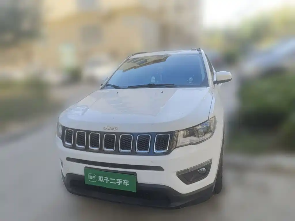 Photo 23 - Jeep Compass