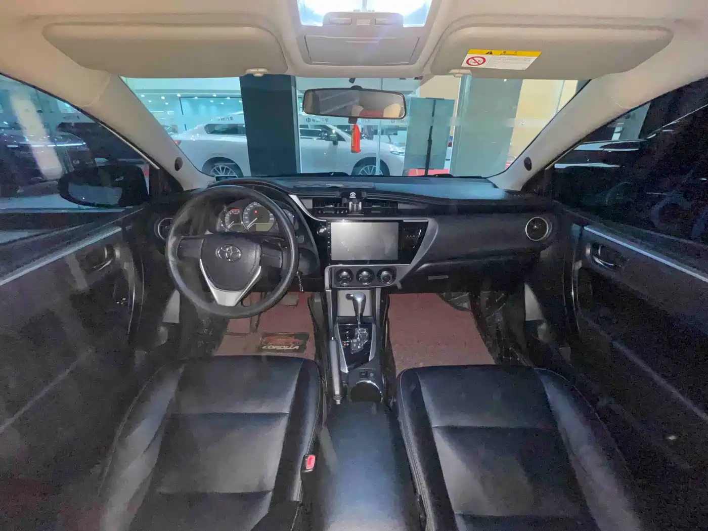 Toyota Corolla 2017 Facelift 1.2T S-CVT GL фото 4