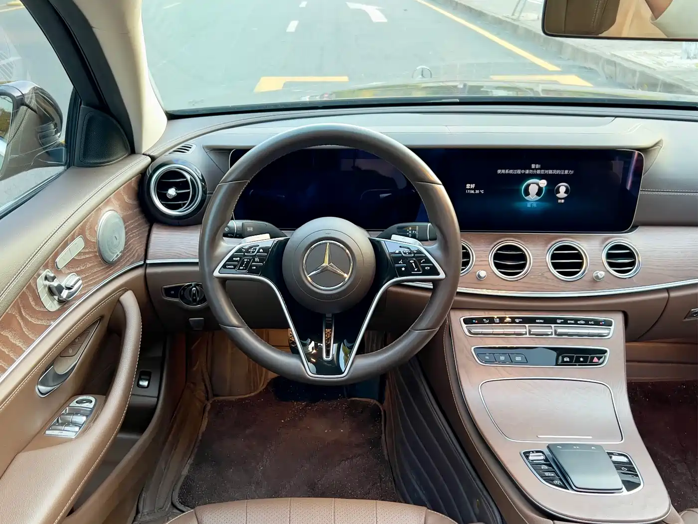 MERCEDES-BENZ E CLASS