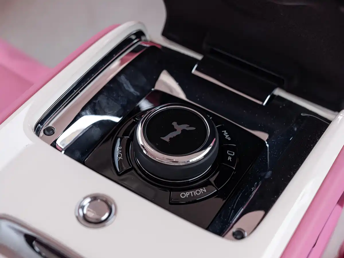 Фото 26 - Rolls-Royce Phantom
