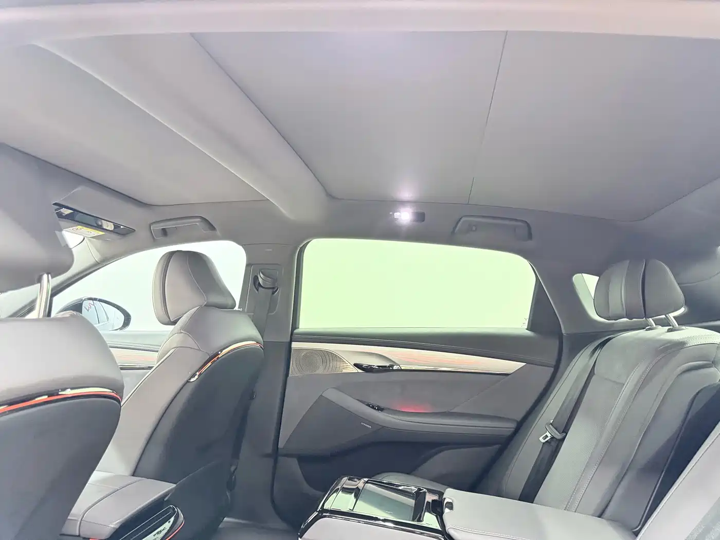 Voyah Passion 2024 2024 PHEV AWD Ultra Long Range Flagship