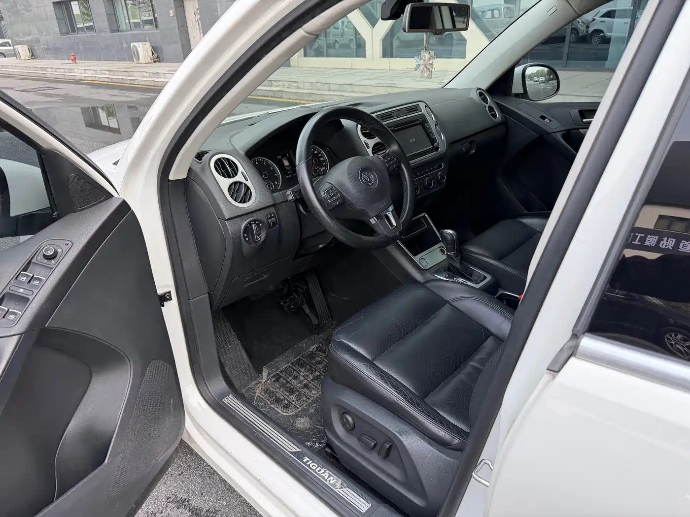 Volkswagen Tiguan 2015 1.8TSI Automatic 2WD Highline фото 13