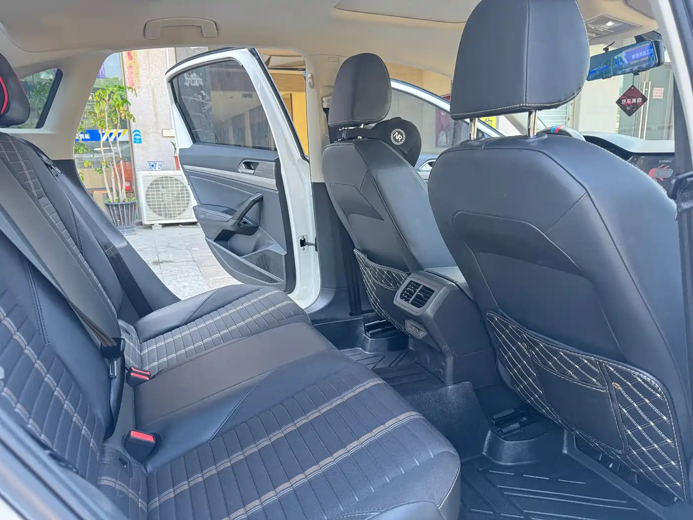 Volkswagen Lavida 2021 280TSI DSG Luxury Edition фото 12