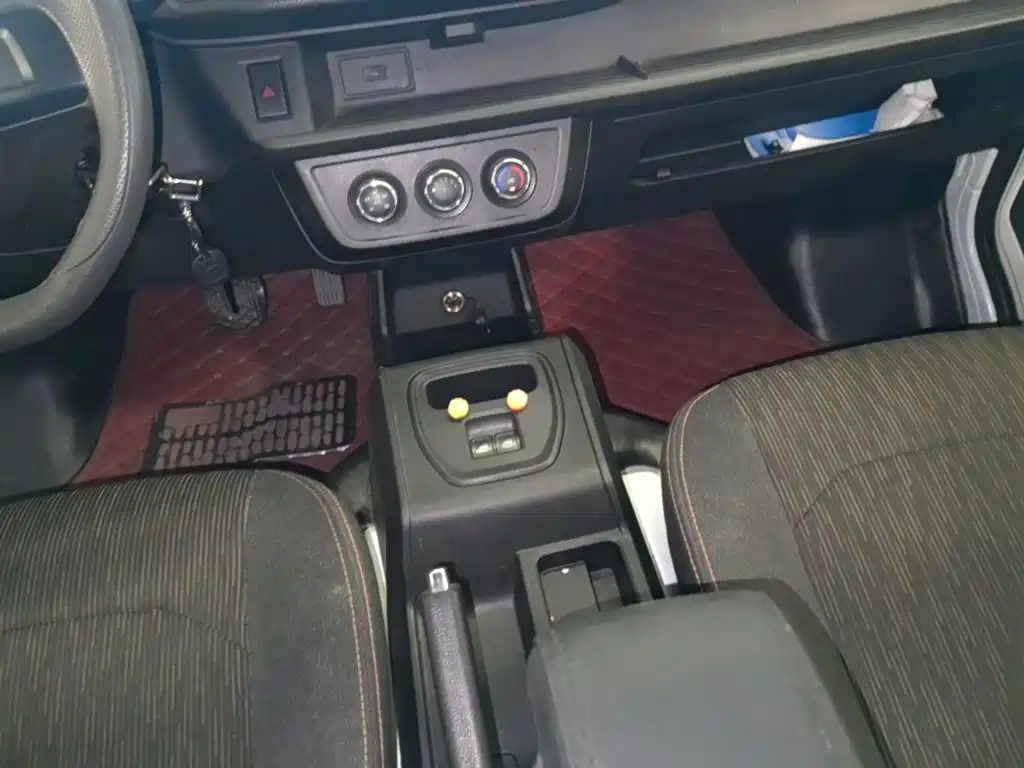Karry Jiangtun E7 2025 2024 Model Clear Window 41.86kWh 7-Seater