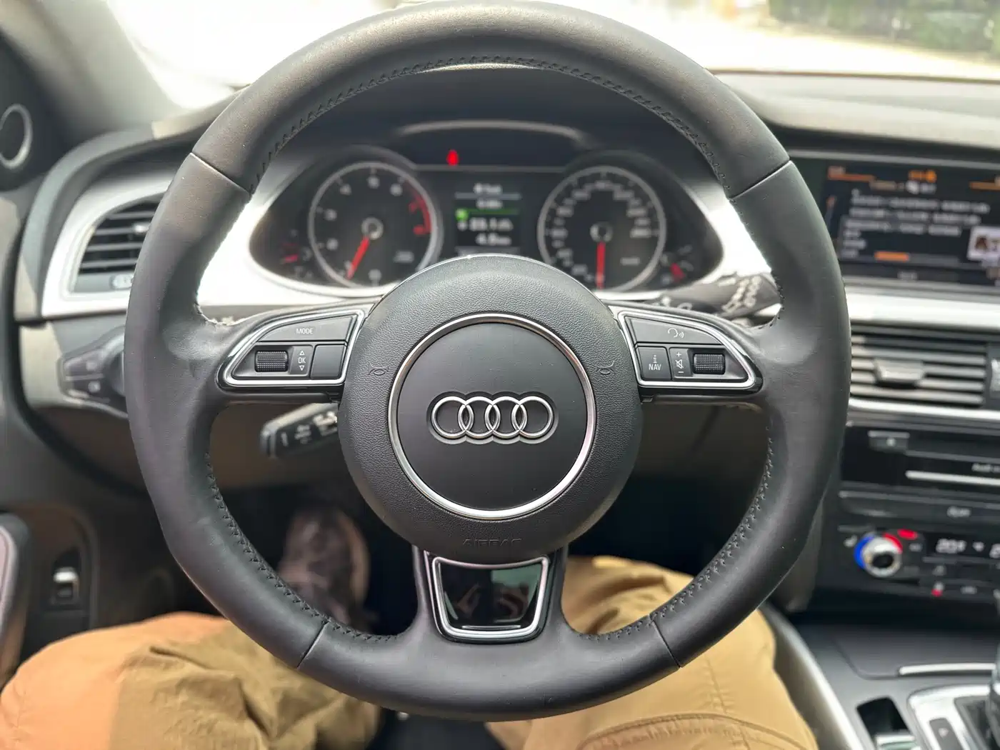 Audi A4 (Import) 2014 40 TFSI allroad quattro plus фото 25