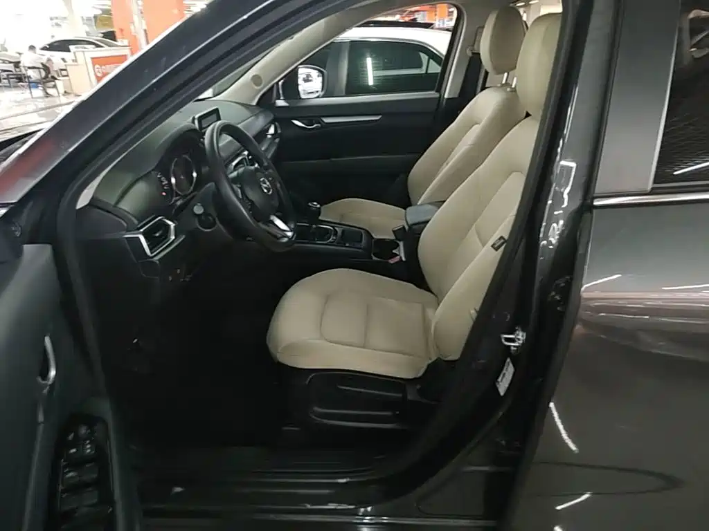 صورة 15 - Mazda CX-5