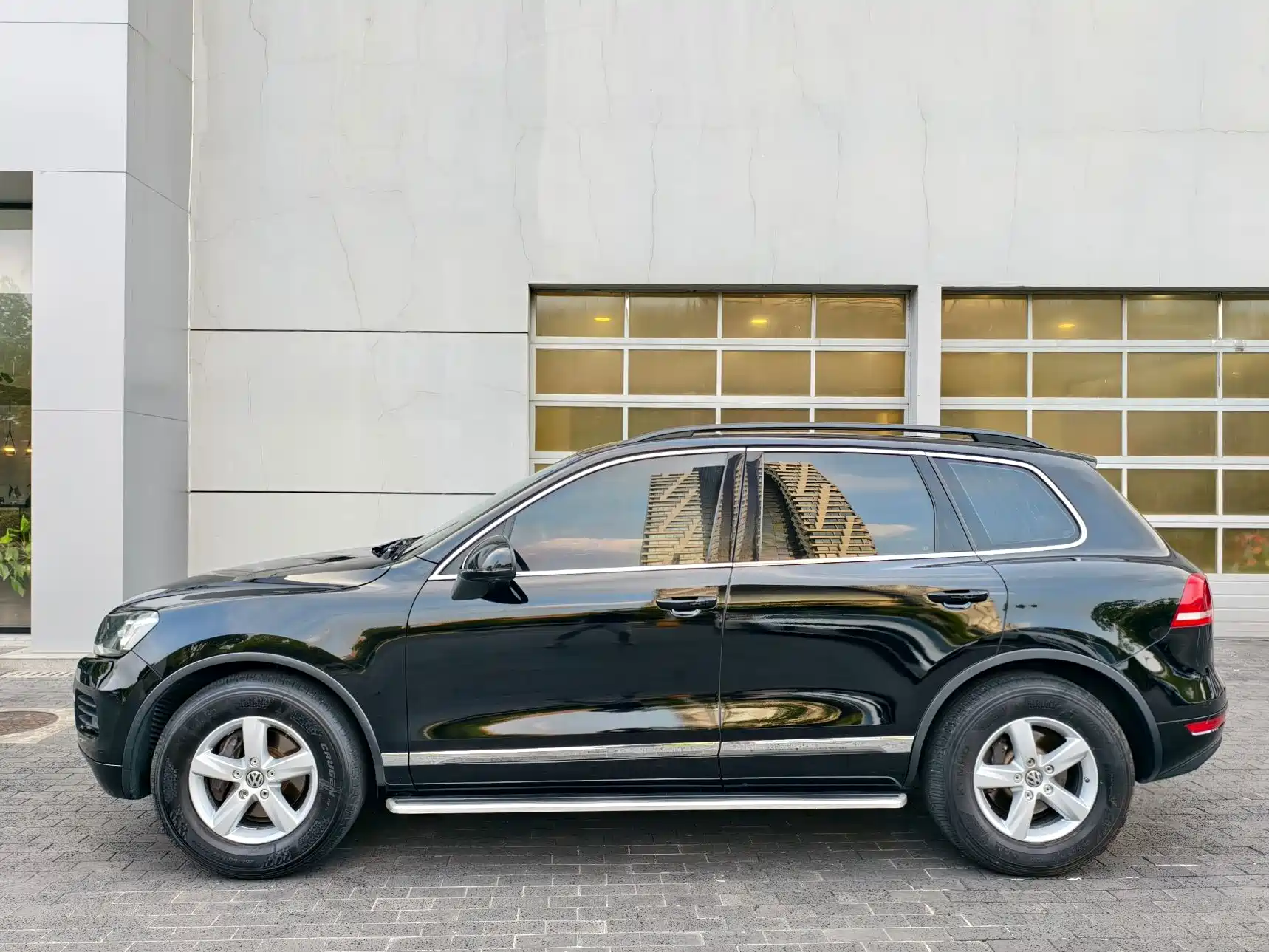 Фото 8 - Volkswagen Touareg
