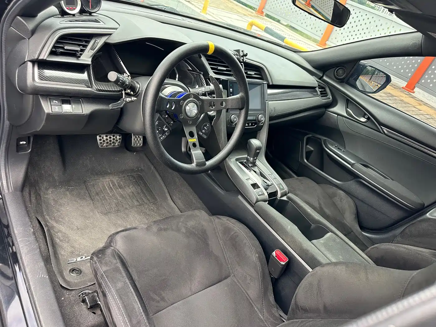 Фото 4 - Honda Civic