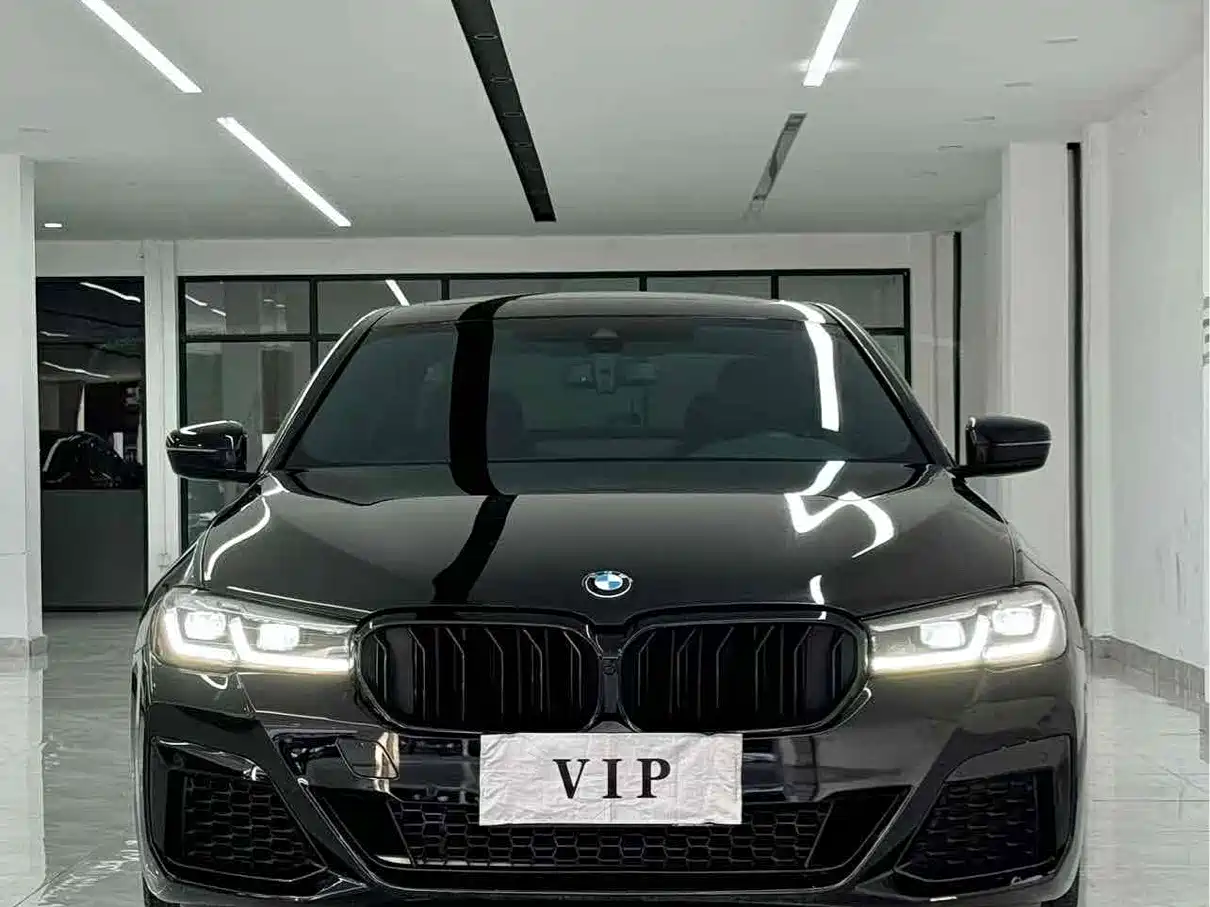 Фото 2 - BMW 5 Series