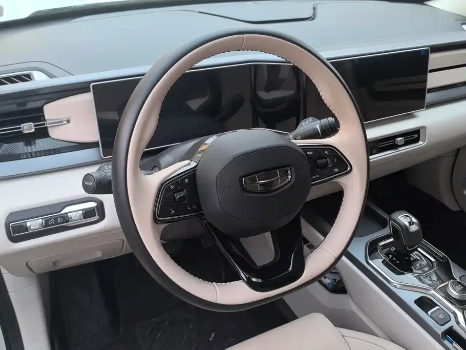 Geely ICON 2023 2023 Model 1.5TD Chocolate Deluxe Edition