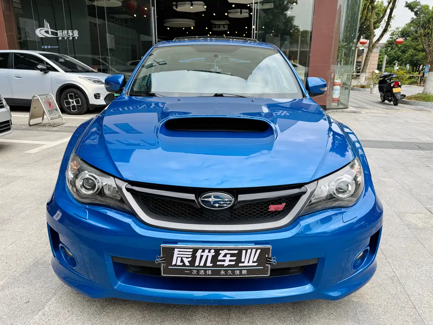 Subaru Impreza 2011 2.5T WRX STi Sedan фото 3
