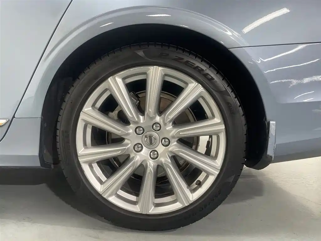 Volvo S90 2019 T5 R-Design фото 17