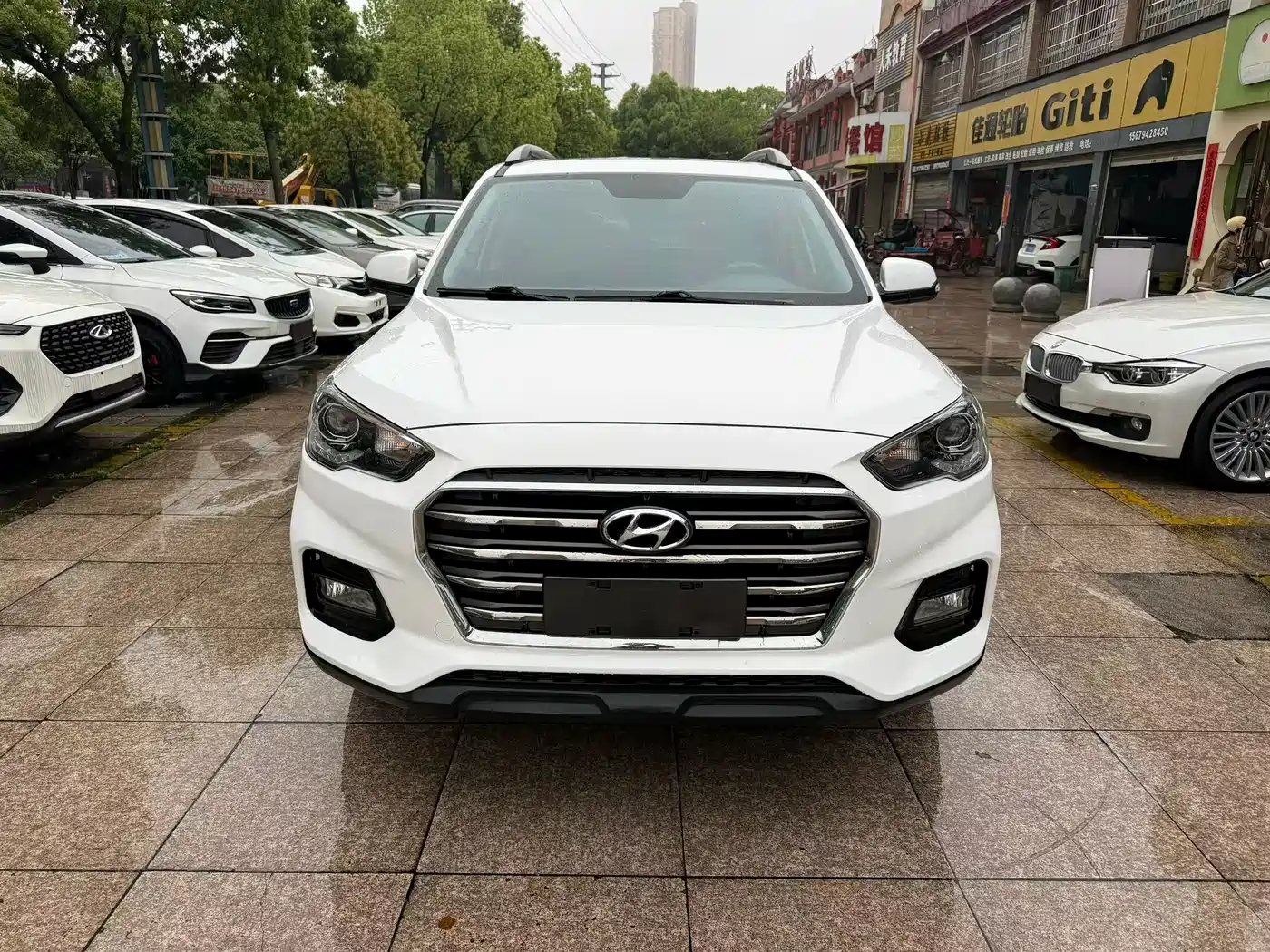 Hyundai Beijing Hyundai ix35 2018 2.0L Automatic 2WD Zhiyong·Enjoyment Edition фото 2