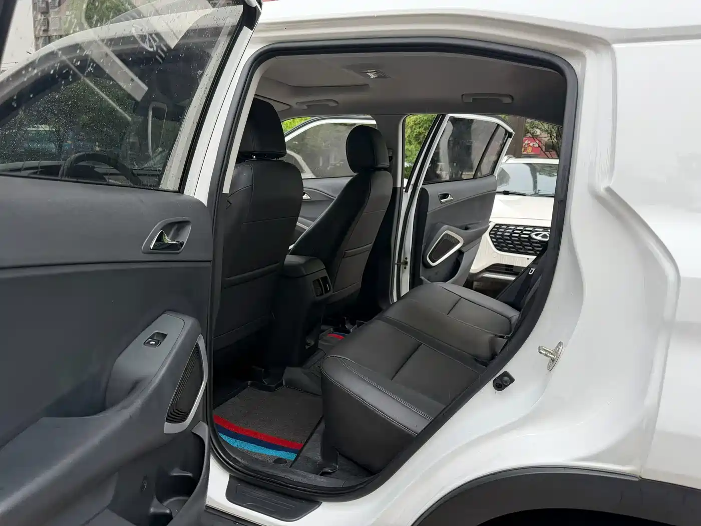 Hyundai Beijing Hyundai ix35 2018 2.0L Automatic 2WD Zhiyong·Enjoyment Edition фото 5