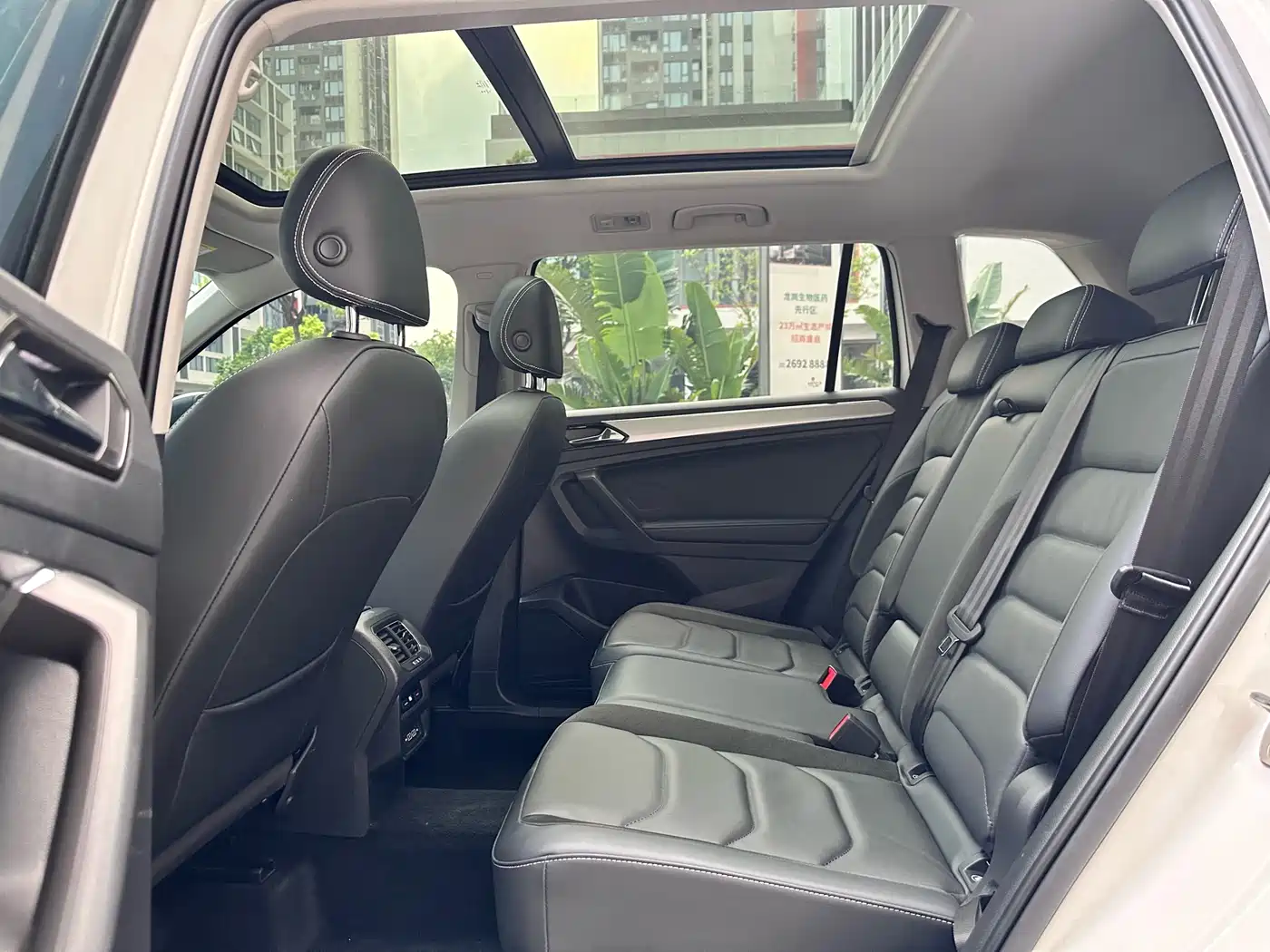 Volkswagen Tiguan L 2021 330TSI Automatic 2WD Smart фото 6