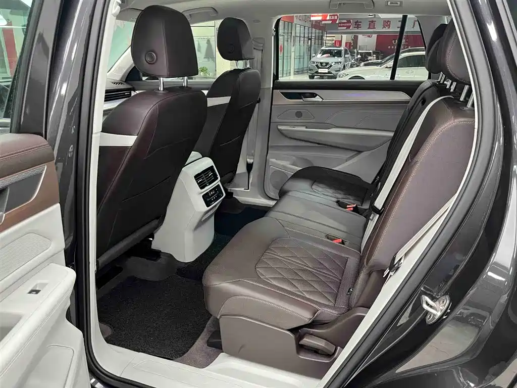 Volkswagen Talagon 2023 380TSI 4WD R-Line Touring Edition фото 13