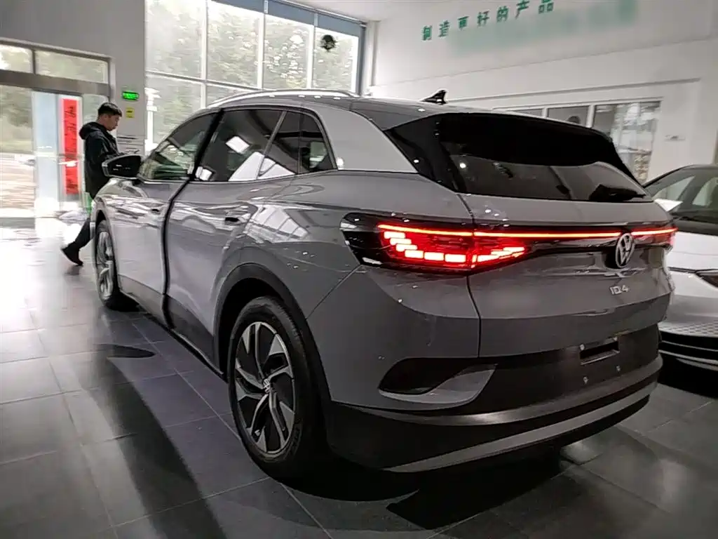 Volkswagen ID.4 CROZZ 2022 Model Year Pure Enjoyment Limited Edition фото 5