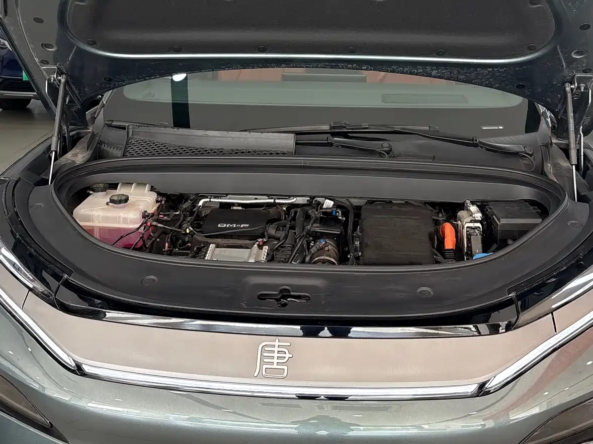 BYD Tang L 2025 DM 175KM Drone Player Edition фото 13
