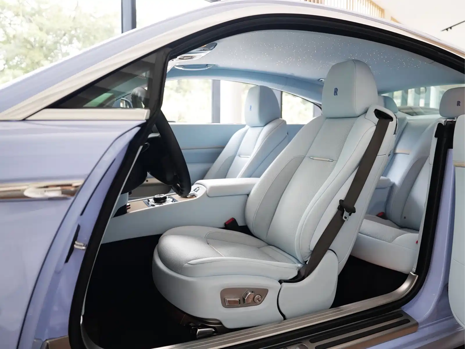 Фото 19 - Rolls-Royce Wraith