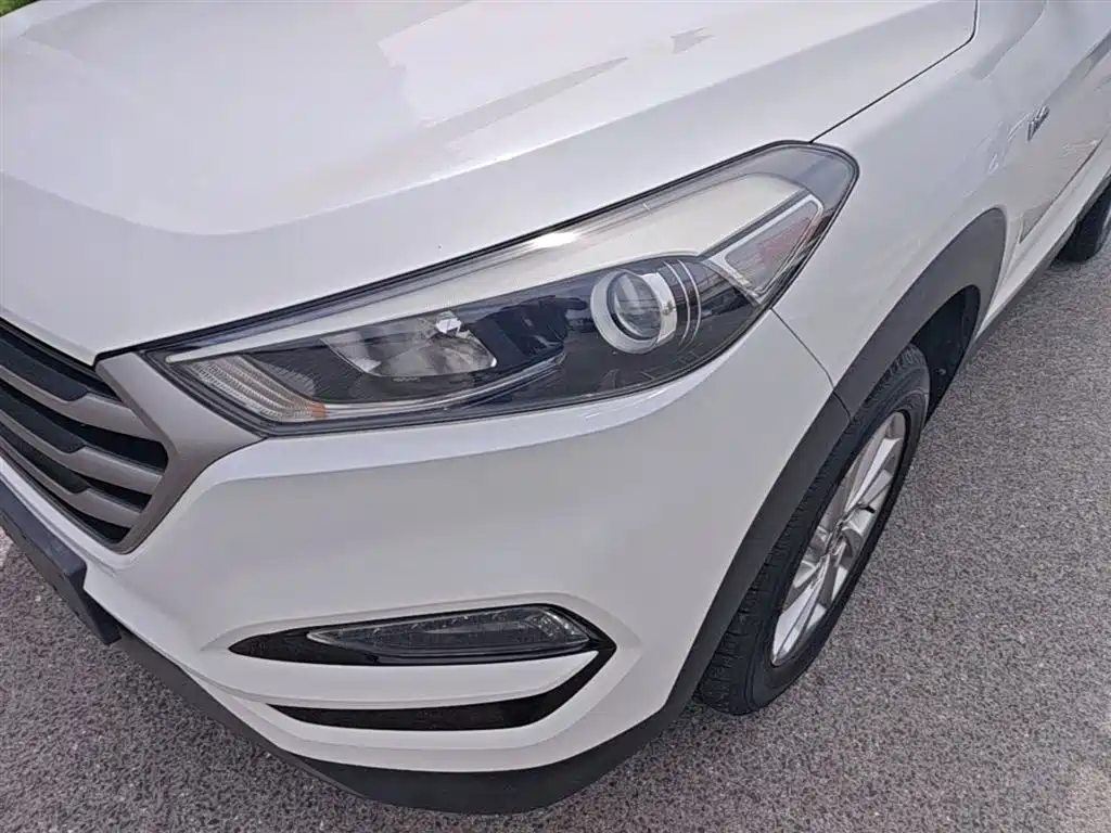 Hyundai Tucson 2015 1.6T Dual Clutch 2WD Smart фото 24