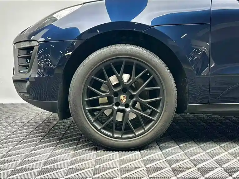 Porsche Macan 2017 Macan 2.0T фото 7