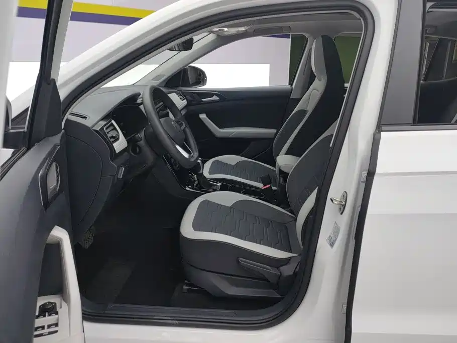 Volkswagen Tharu, миниатюра 9
