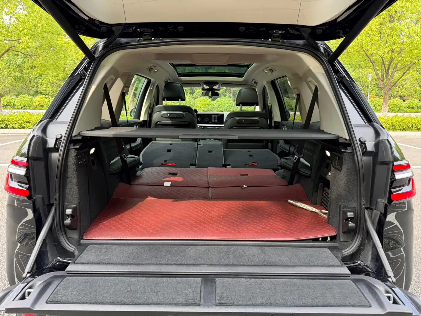 BMW X7 2024 2023 xDrive40i Leading Luxury Package