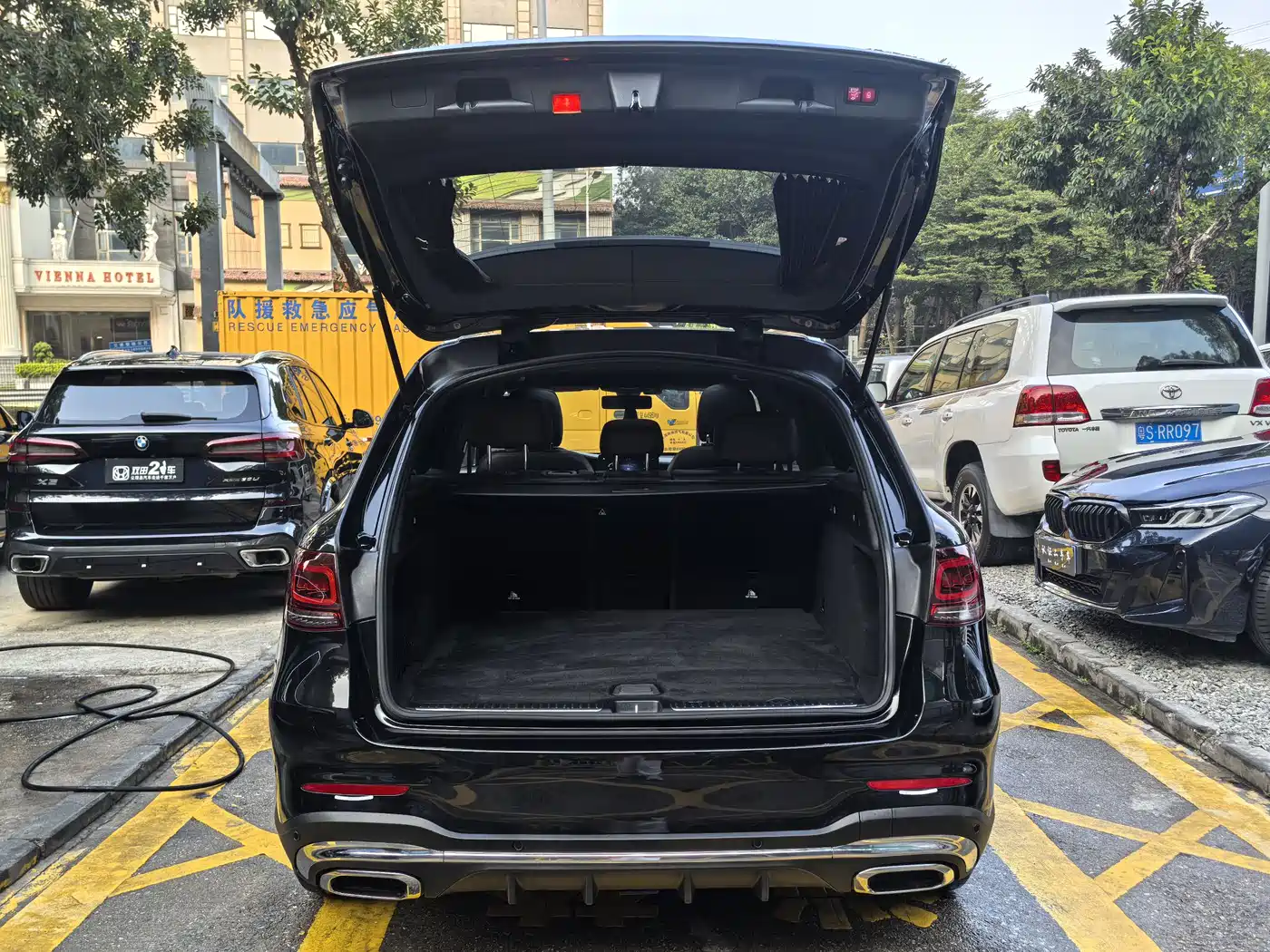 Mercedes-Benz GLC 2022 Model GLC 260 L 4MATIC Luxury Edition фото 18