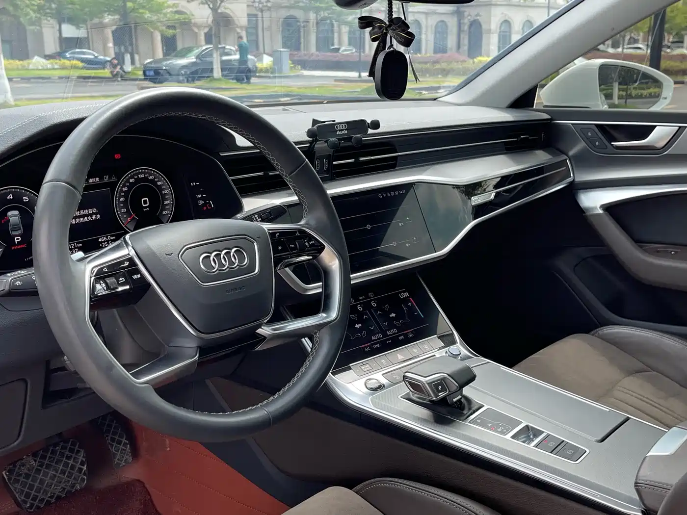Audi A7L 2022 45 TFSI S-line Dream Builder Edition фото 22