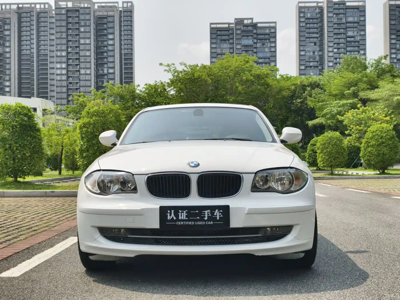 BMW 1 Series (Import) 2008 120i Automatic фото 3