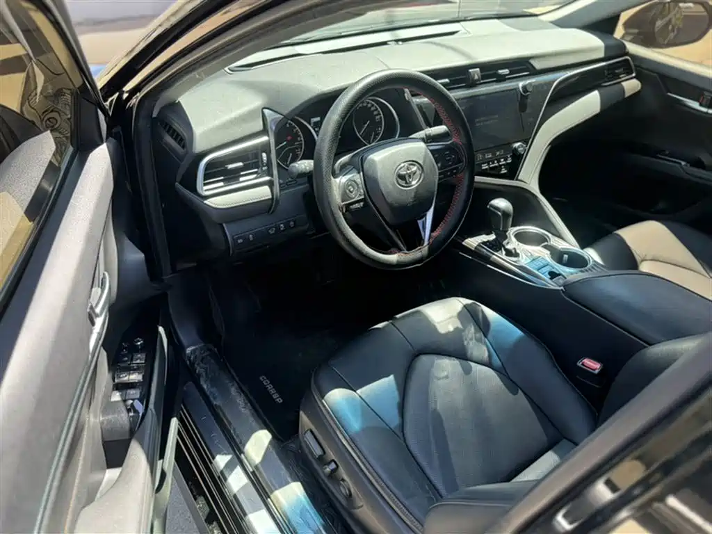 Toyota Camry 2019 2.5G Luxury Edition China VI фото 14