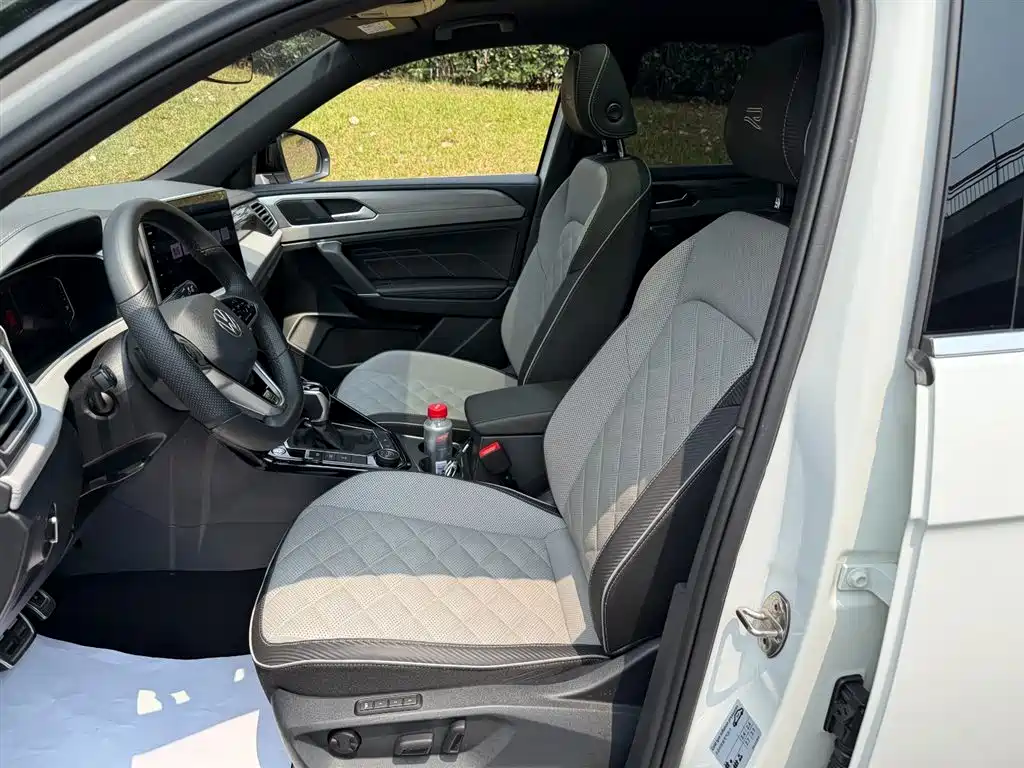 Volkswagen Tayron X 2023 Facelift 380TSI 4WD Flagship Smart Edition фото 8