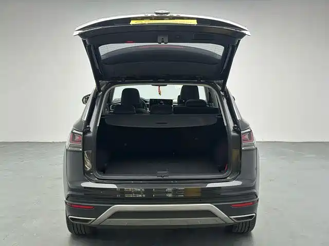 Volkswagen Tayron 2024 300TSI 2WD Luxury Plus Advanced фото 18