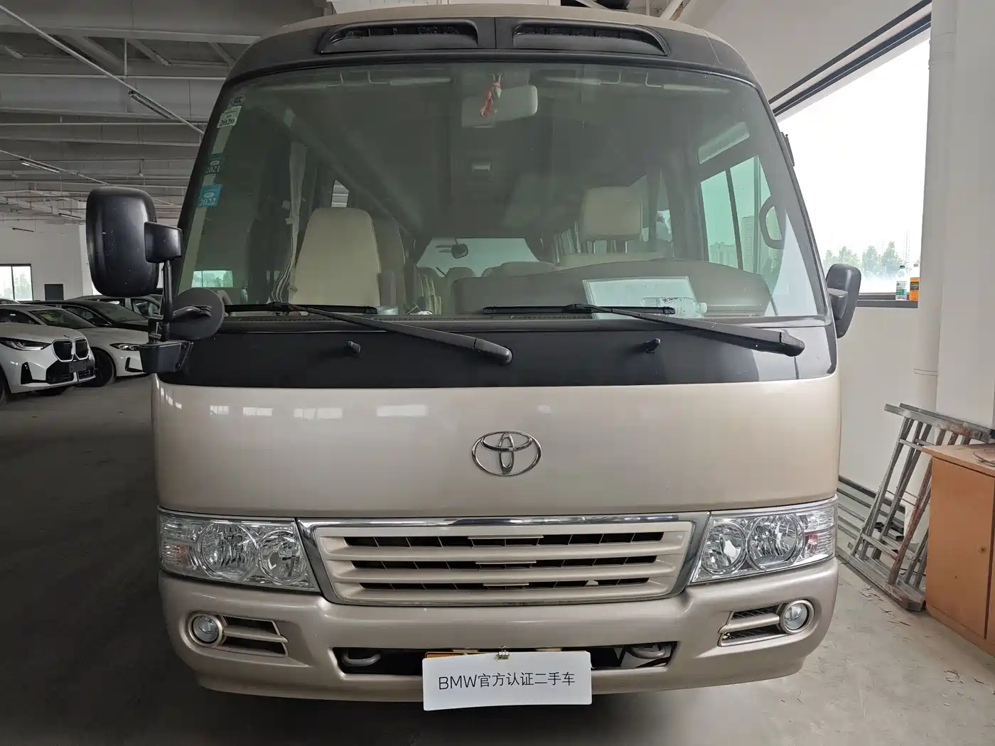Toyota Coaster 2012 2007 2.7L Gasoline Premium Edition 20-seater