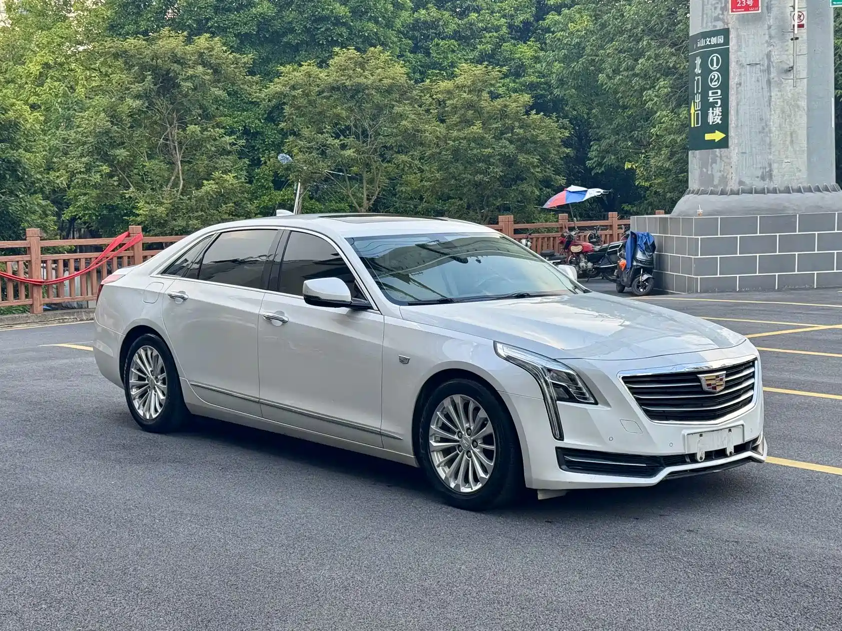 Фото 4 - Cadillac CT6