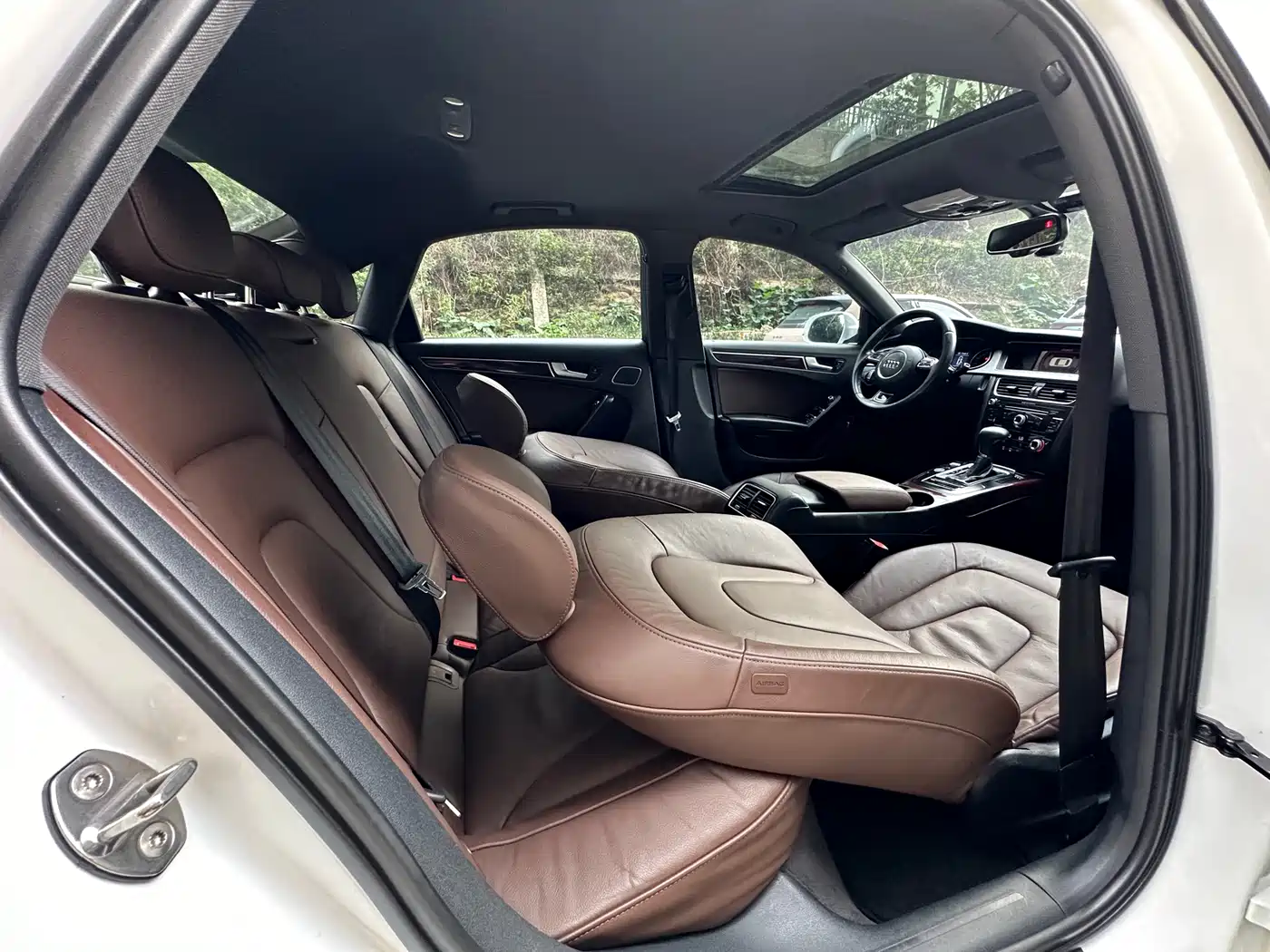 Audi A4L 2016 35 TFSI Collector's Edition S line Comfort фото 11