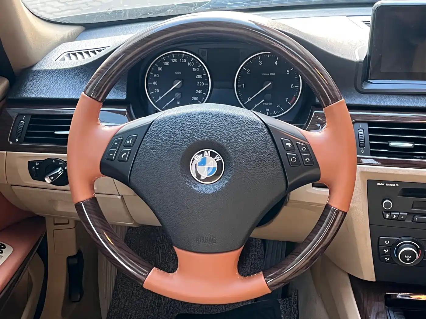 Фото 5 - BMW 3 Series